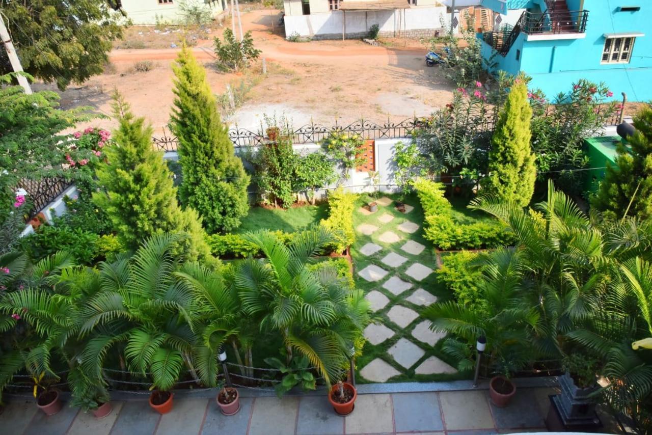 Mango Tree Homestay Hampi Buitenkant foto