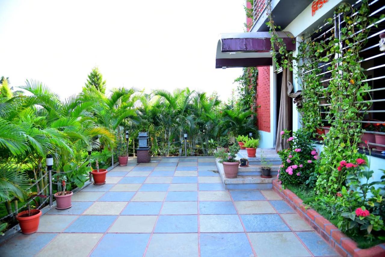 Mango Tree Homestay Hampi Buitenkant foto